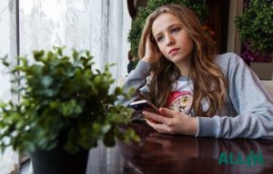 как найти телефон
